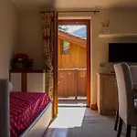 Maison Carrel Elegant 4 * Брей-Червиния
