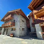 Maison Carrel Elegant 4 * Брей-Червиния