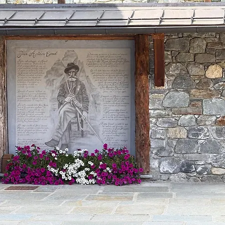 Maison Carrel Elegant 4 *